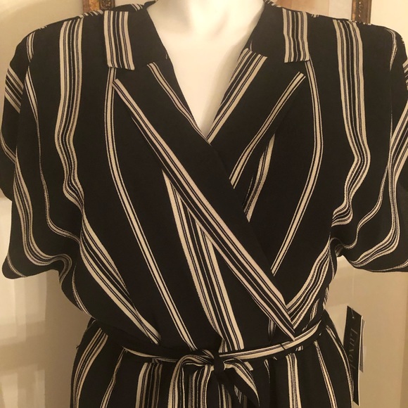 Black and Tan wide leg jumpsuit - Picture 2 of 2